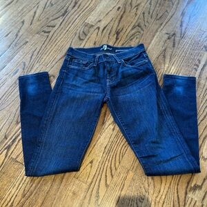 7 For All Mankind Gwenevere Dark Wash Skinny Jeans Size 27